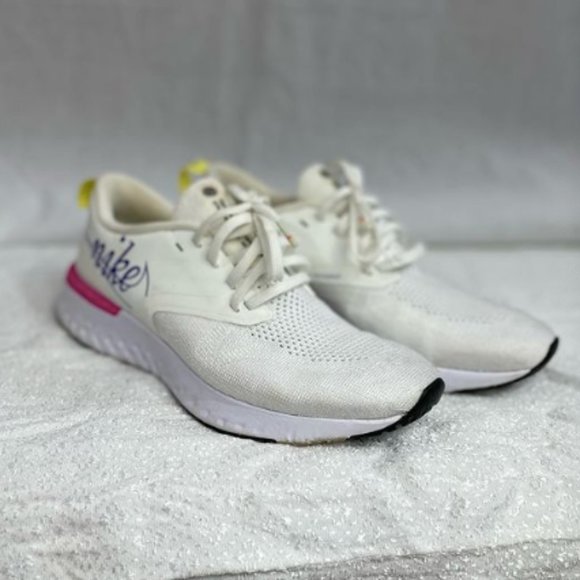 NIKE Odyssey react sneakers - white - size 8.5 - Picture 1 of 4
